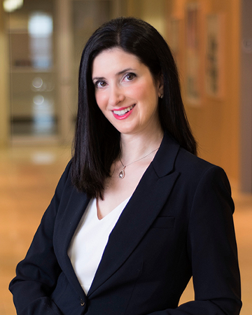Kristen Traganas - Long Island Banking & Commercial Lending Lawyer